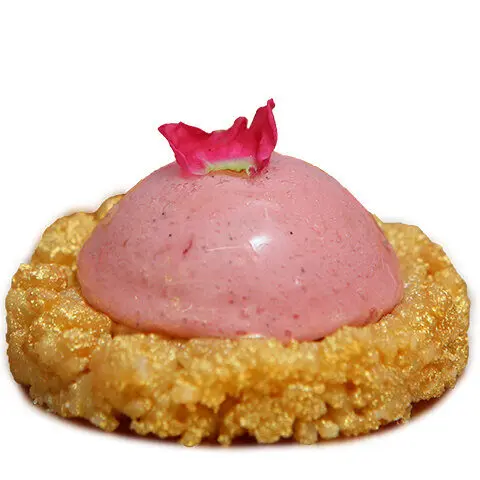 Міні-десерт “Троянда-полуниця-ваніль”